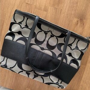 Vintage coach Stylish Black and Gray Tote Bag